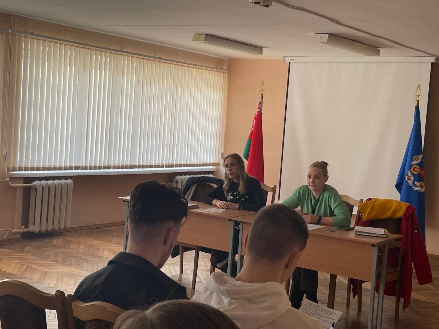 Встреча с работниками социальной и психологической службы в общежитии № 6